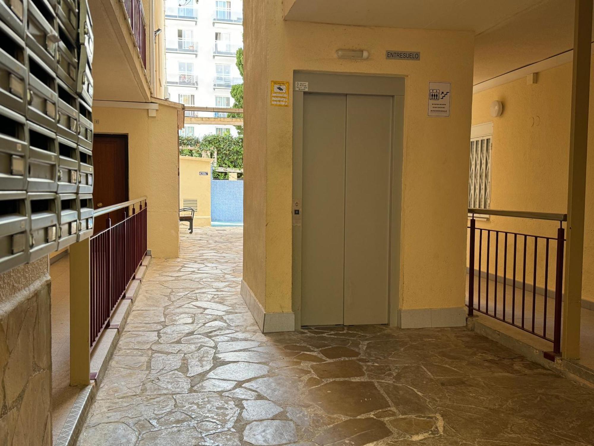 Apartsalou Priorat Экстерьер фото